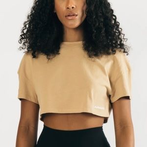 Alphalete Crop Tee / XS